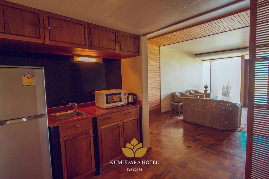 Hôtel Kumudara à Bagan Chambre photo