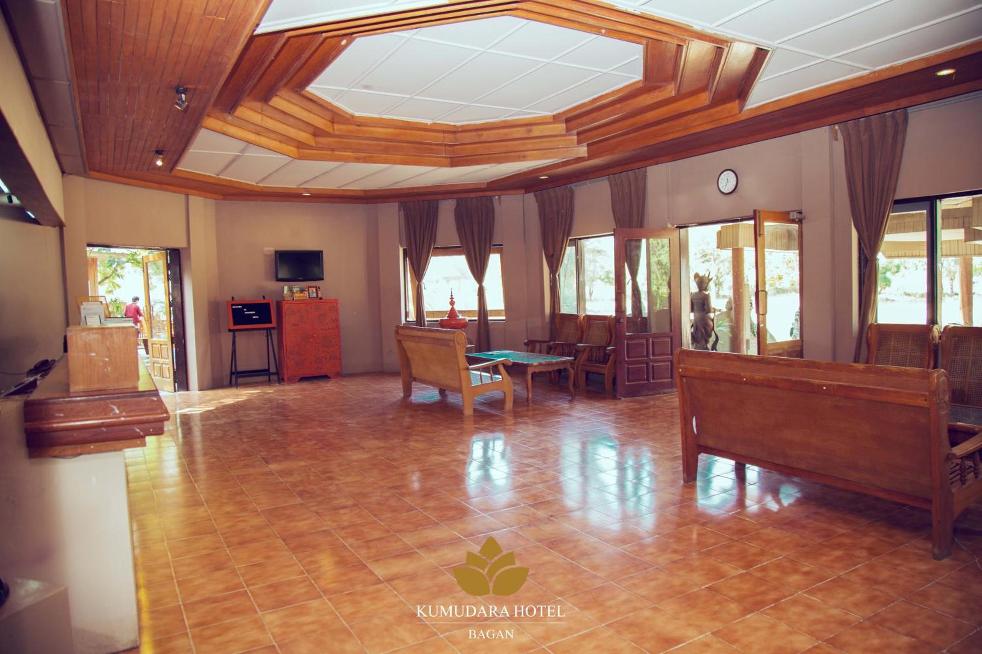 Hôtel Kumudara à Bagan Extérieur photo
